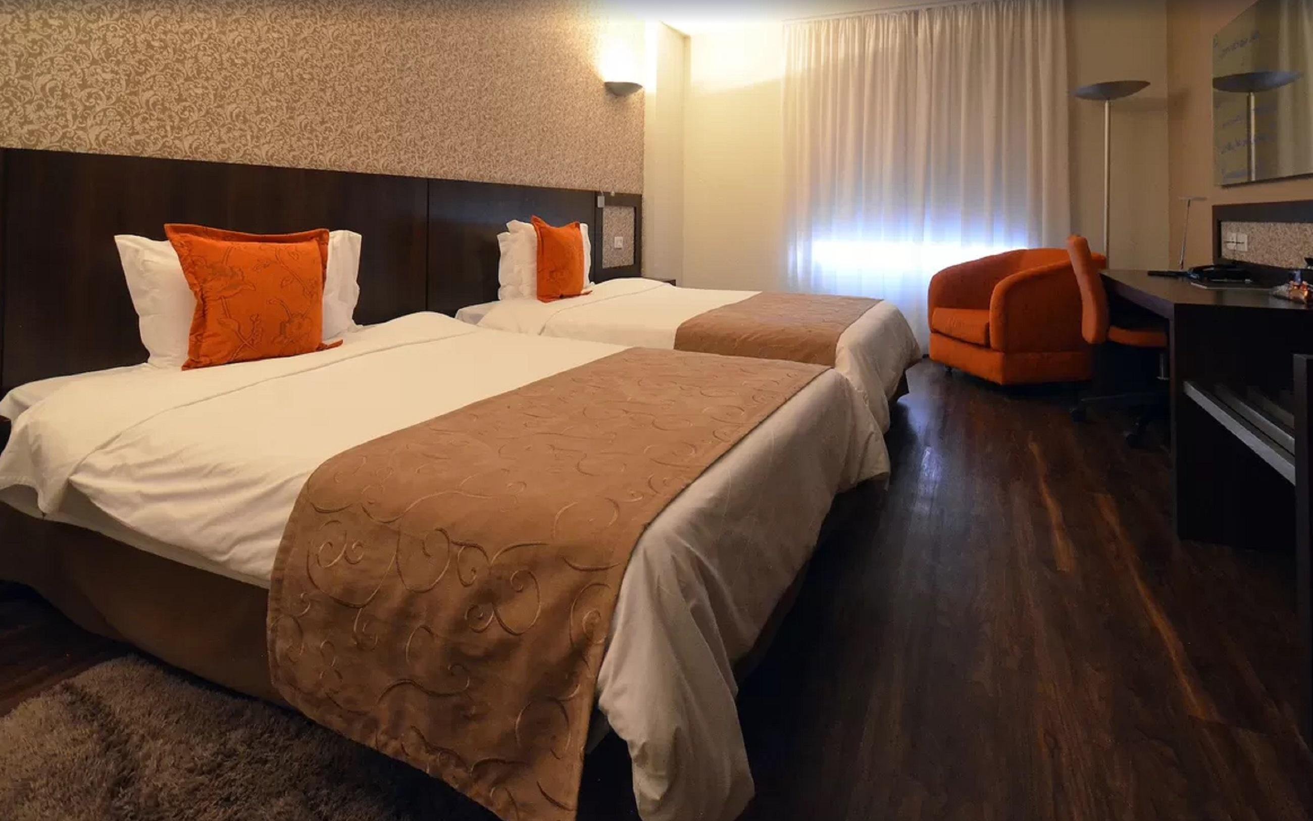 Quality Hotel Курітіба Екстер'єр фото