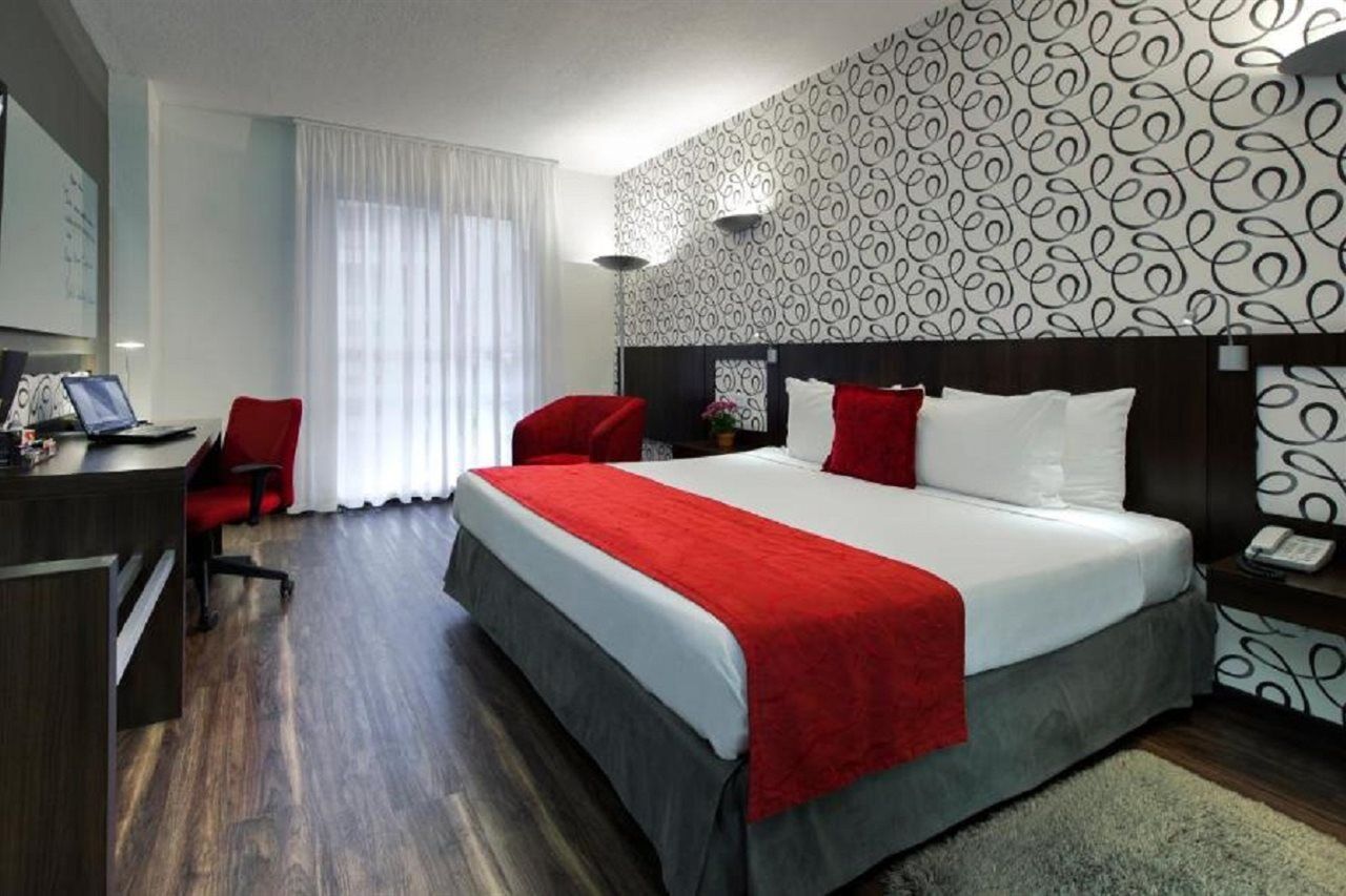 Quality Hotel Курітіба Екстер'єр фото